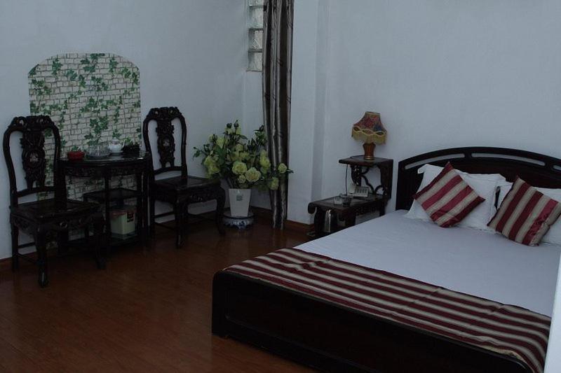 Hoang Cuong Hotel 15 Nguyen Thai Hoc Ханой Экстерьер фото